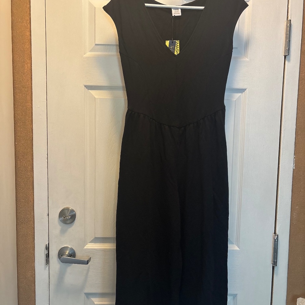 NWT Smash + Tess by Tay Laurer Capri eide leg romper